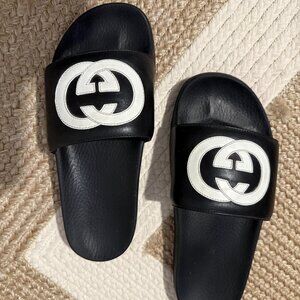 Gucci Black Leather Uppers White GG Slides